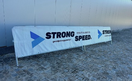 Barreira com lona personalizada StrongSpeed